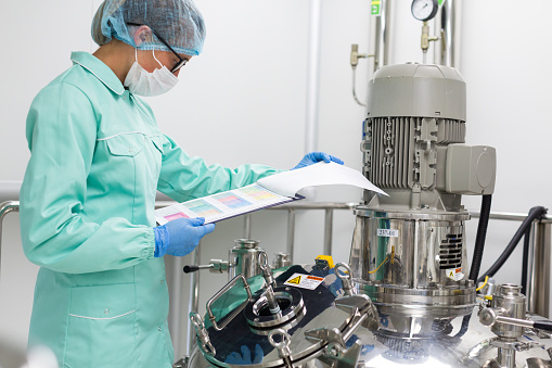 BPM Guía para la fabricación de productos veterinarios/GMP Guide to the manufacture of veterinary products.pptx
